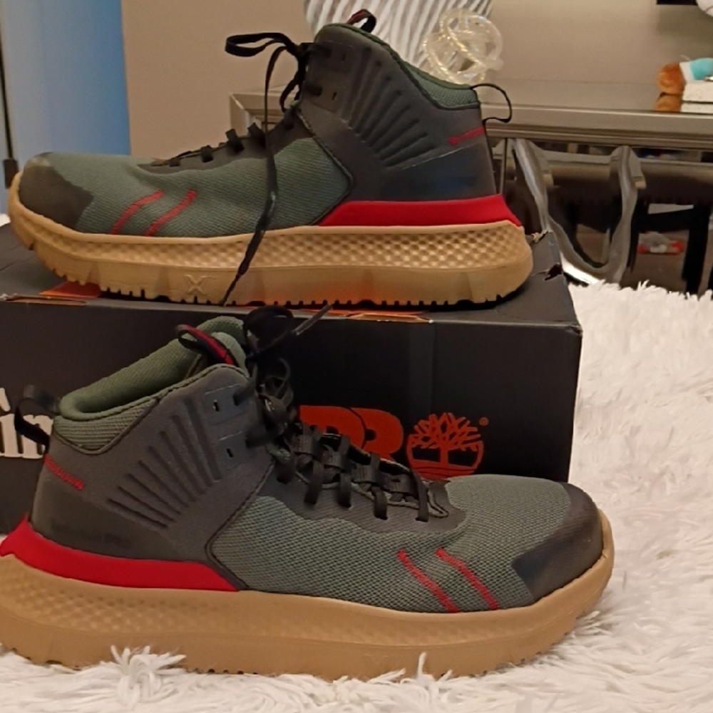New Timberland Setra Flex Mens Black,Green & Red Composite Toe Work Shoe SZ 7.5M